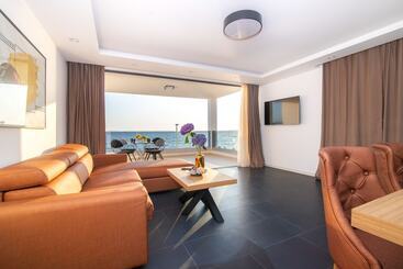 آپارتمانهای توریستها Vipo Prestige Apartments