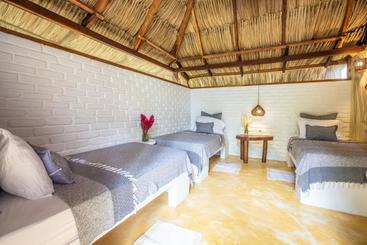هتل Gitana Del Mar Boutique Beach Resort