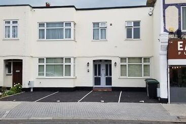 Жильё для туристов Mayflower Apartments