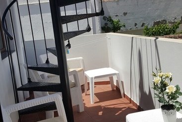 بيت ريفى El Fraile