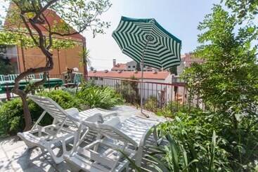 Turista apartmanok Apartment Mersi