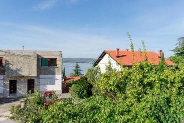 관광객 아파트 Apartments Daria