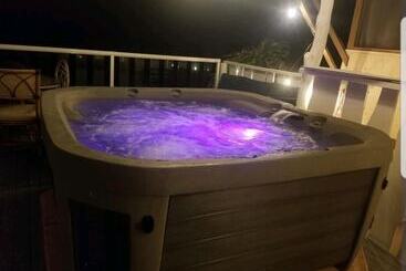 مبيت وإفطار Plumeria Grove Cottage