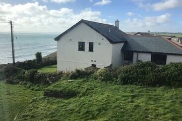 관광객 아파트 5 Bedroom Detached House With Amazing Sea Views