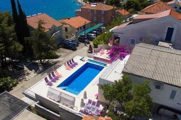 آپارتمانهای توریستها Villa Pinky And Superior Trogir