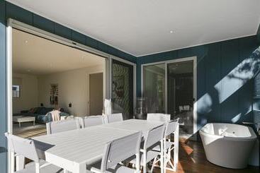 Жильё для туристов Pukeko Beach House