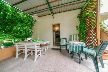 דירות לתיירים Apartment Akacija