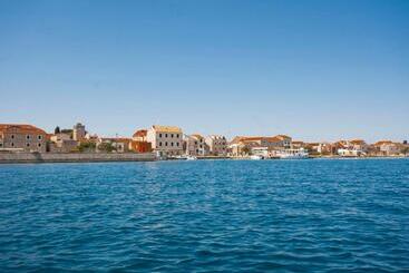 Apartments Grivičić