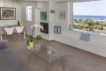 דירות לתיירים Atalanti Loft