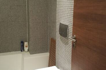 דירות לתיירים Captain S Luxury Suite