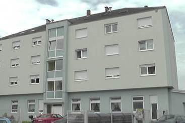 ペンション Monteurzimmer Viernheimmannheim