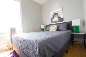 관광객 아파트 Classic Lincoln Park Charmer   3bdr Steps To Train