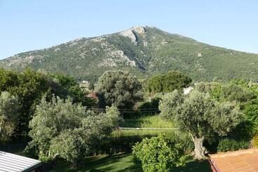 ツーリストアパートメント Esperides