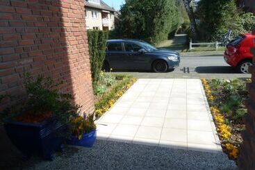 آپارتمان‌های توریست‌ها Golden Treasure Deluxe