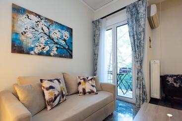 דירות לתיירים Blue Ark Athenian Nest