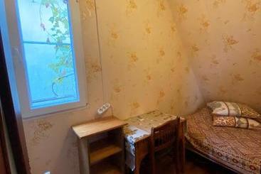 膳宿费 Na Vzletnaya 16 Guest House
