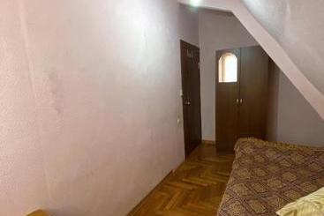 膳宿费 Na Vzletnaya 16 Guest House