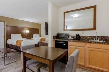 هتل Comfort Suites At Sabino Canyon