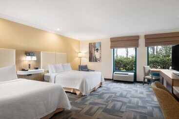 هتل Hampton Inn Charlestonnorth