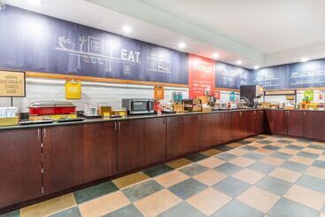 فندق Hampton Inn Eau Claire