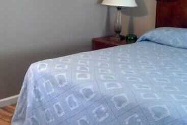 فندق Edmond S Au Gres Inn