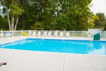 בית מלון כפרי The Harrington Inn