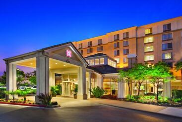 فندق Hilton Garden Inn San Francisco Arpt North