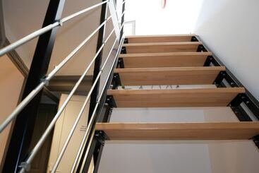 דירה L Oriflamme