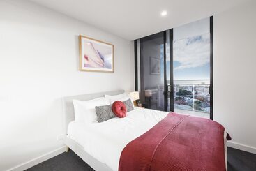 游客公寓 Ocean Views St Kilda Apartment By Ready Set Host