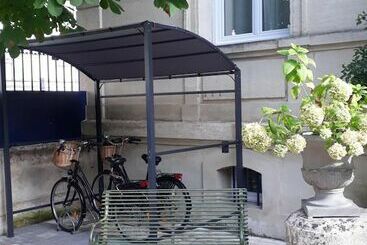 بنسيون Villa Vesone