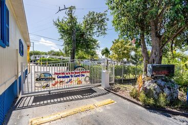 游客公寓 Brand New Key Largo Home