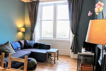 관광객 아파트 Bright Modern Arthurs Seat 2 Bedroom Apartment