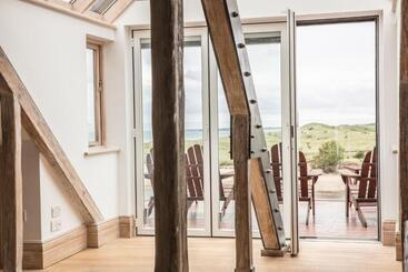 آپارتمان‌های توریست‌ها South View House