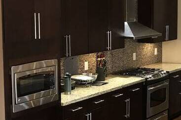 관광객 아파트 The Jamerican