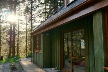 Signal Rock Glencoe Cottages