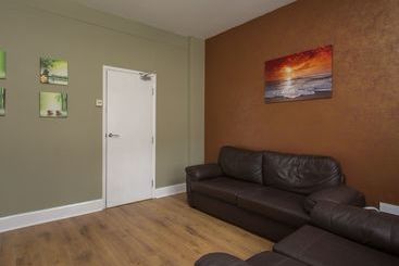 דירה Townhouse @ Westlands St