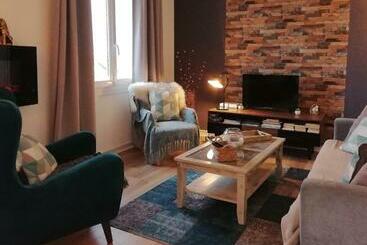 ツーリストアパートメント Appartement Vue Mer