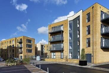 דירות לתיירים Chapel Riverside By Viridian Apartments