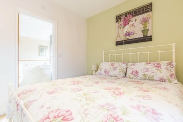 Damerons Farm Cottages