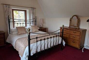 דירות לתיירים High View House