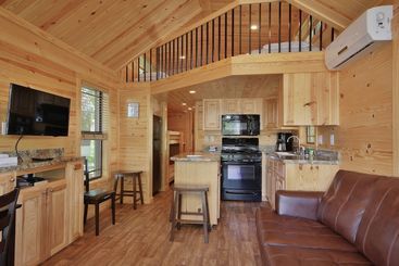 بيت ريفى Jellystone Park Guadalupe River