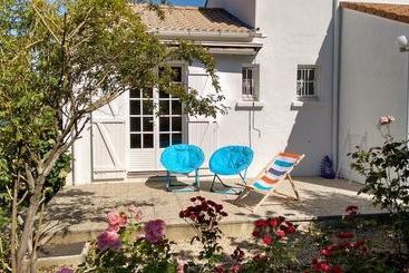 Сельский дом L Ondine