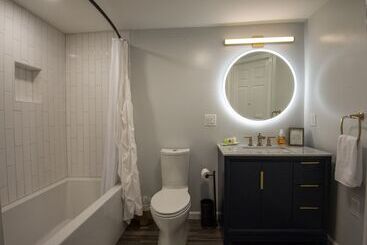 דירות לתיירים Ithaca Boat House