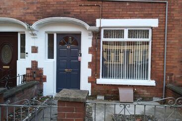 פנסיון Templemore Townhouse