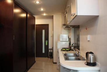 Century Shikong Yijia Apartment Hotel - Shanghai Jing'an Temple