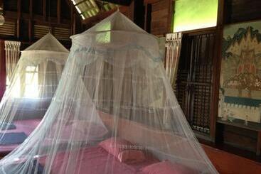 酒店 Ayothaya Riverside House