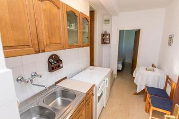 Apartment Primosten Studio