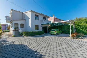 דירות לתיירים Apartment Tonkica