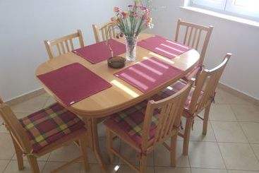 游客公寓 Apartments Dijana