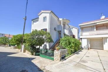 游客公寓 Apartments Josip